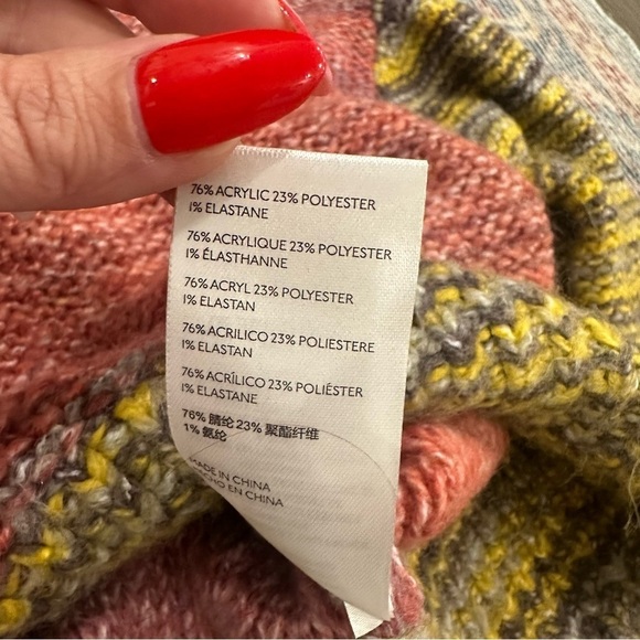 Urban Outfitters Lennon Cropped Sweater - Picture 8 of 10